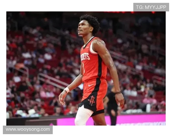 阿门汤普森休赛期训练成谜三分手感冰冷连续两战八投全失 阿门汤普森休赛期训练成谜三分手感冰冷连续两战八投全失